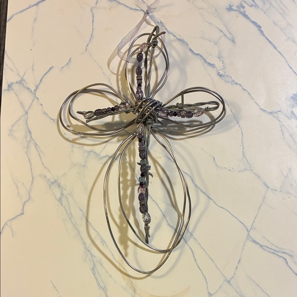Elegant Wire Cross Ornament/ Hanging Wall Decoration